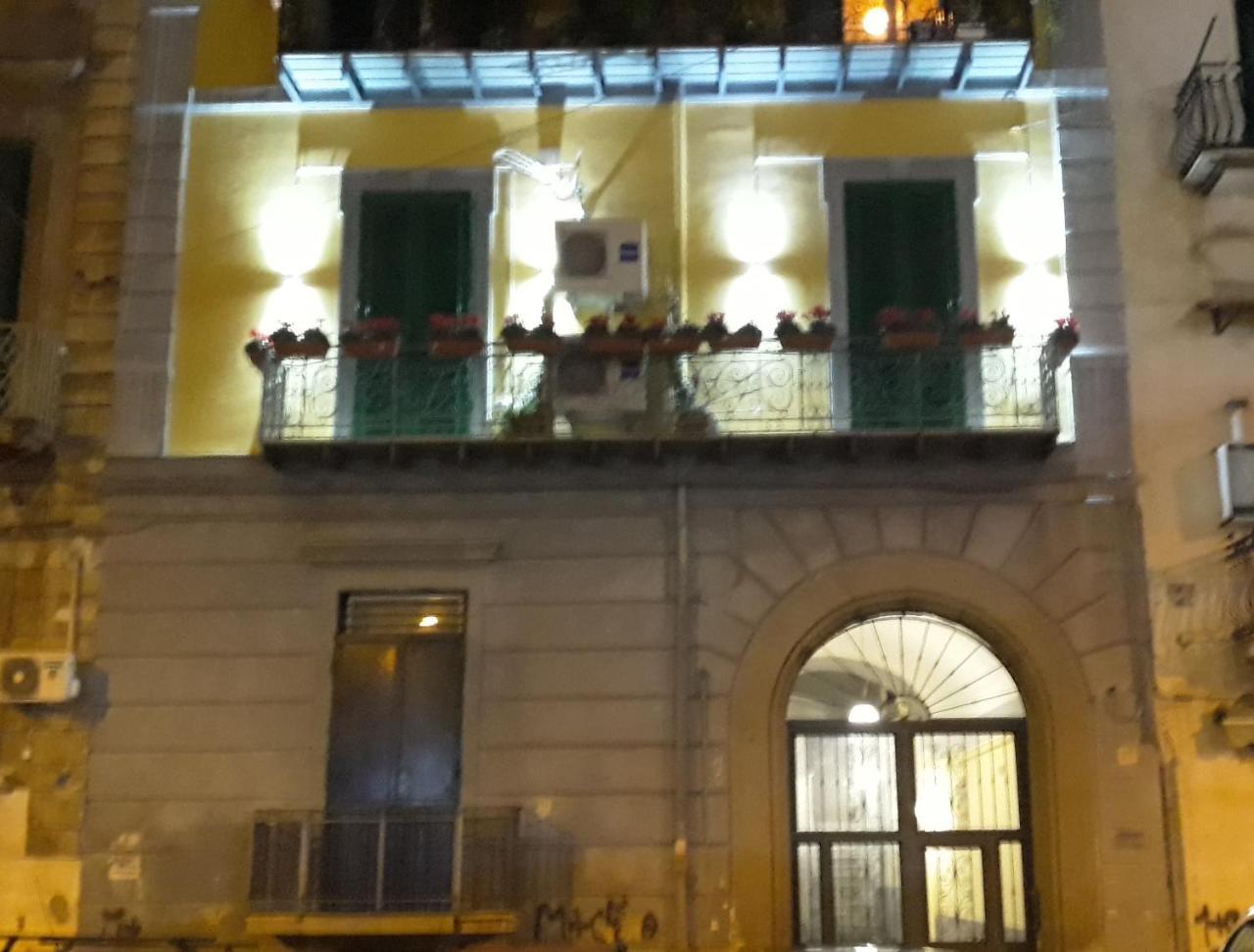 Hermes Rooms For Tourists Napoli Ngoại thất bức ảnh