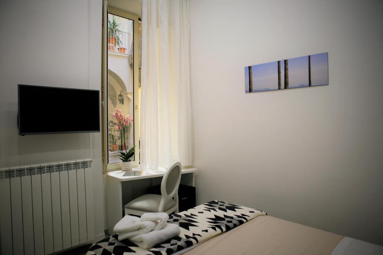 Hermes Rooms For Tourists Napoli Ngoại thất bức ảnh