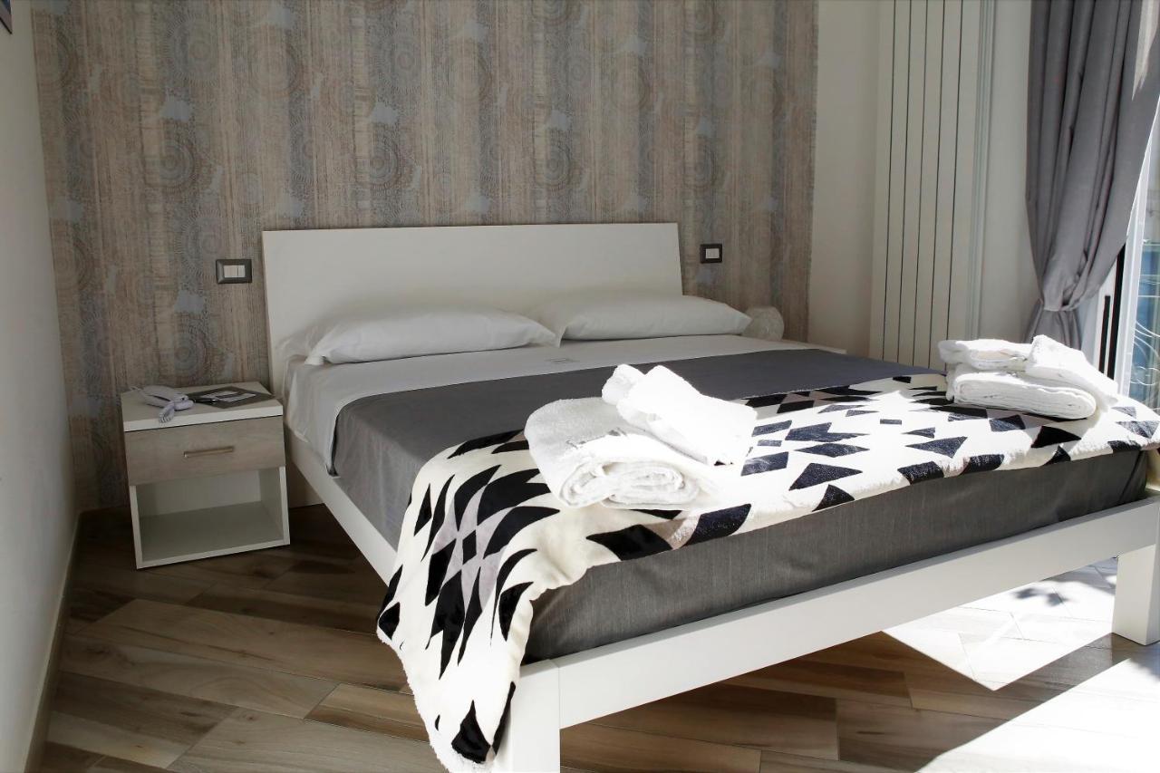 Hermes Rooms For Tourists Napoli Ngoại thất bức ảnh